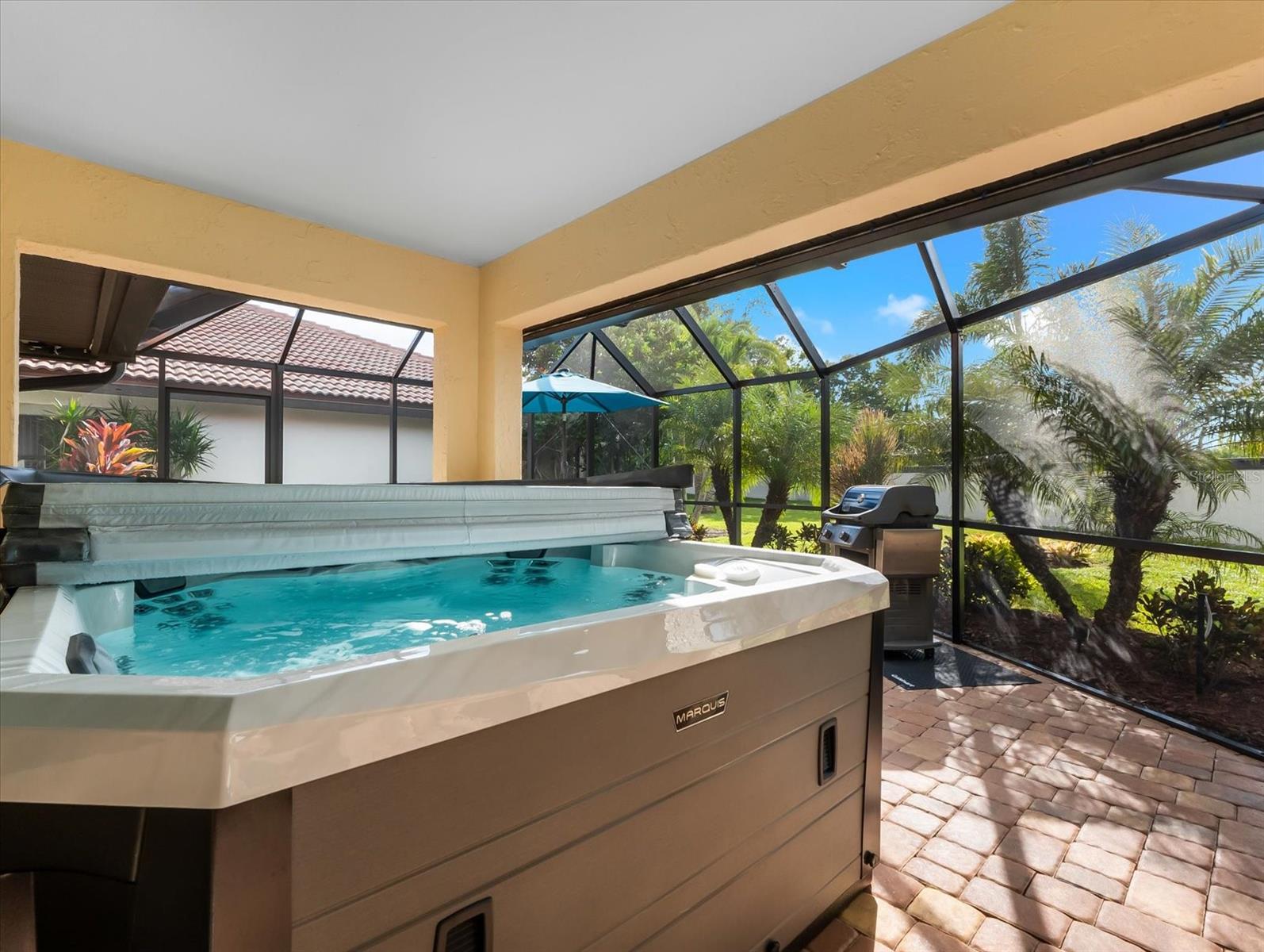 COVE POINTE - Residential