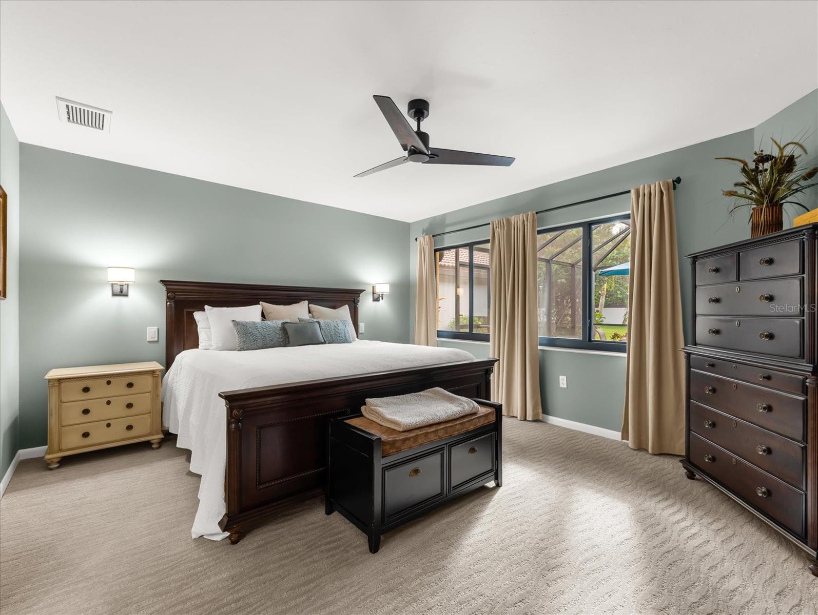 COVE POINTE - Residential