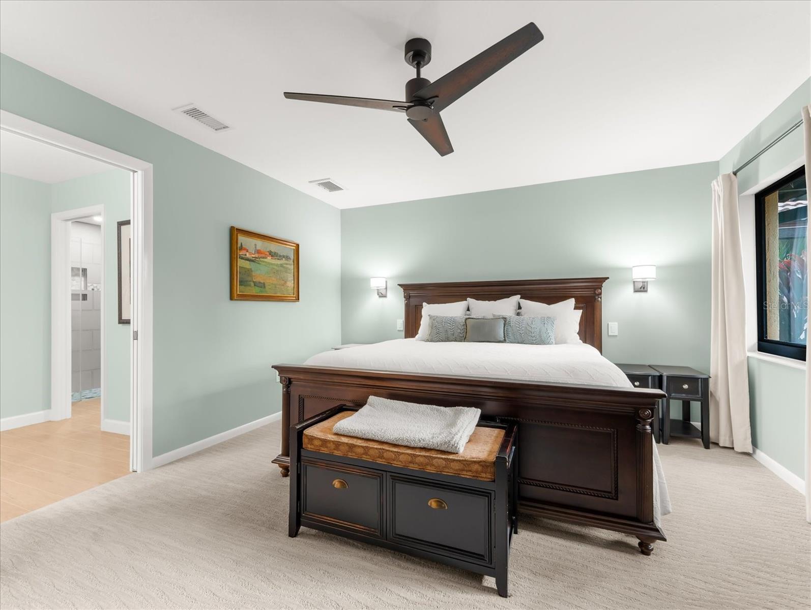 COVE POINTE - Residential