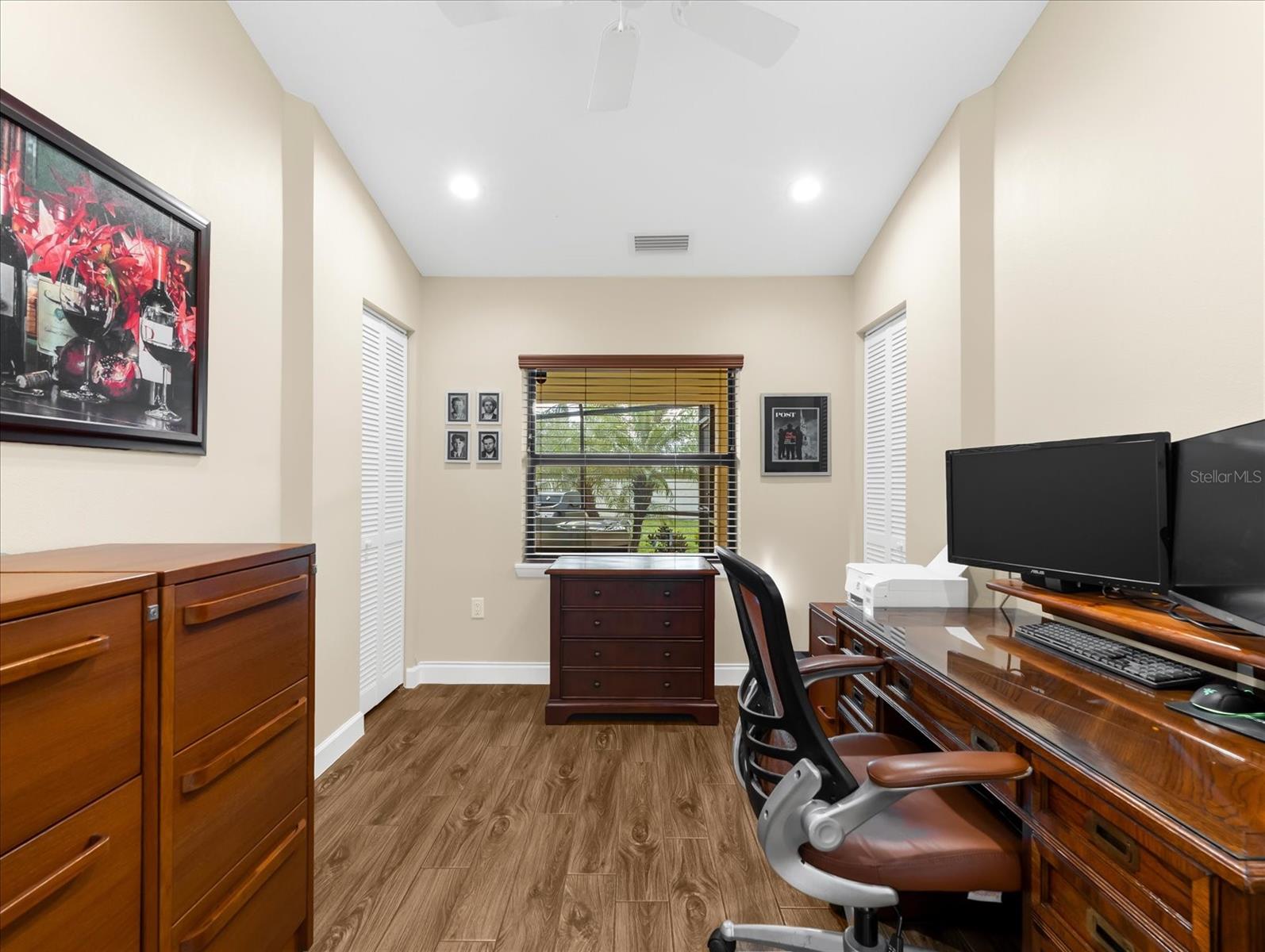 COVE POINTE - Residential