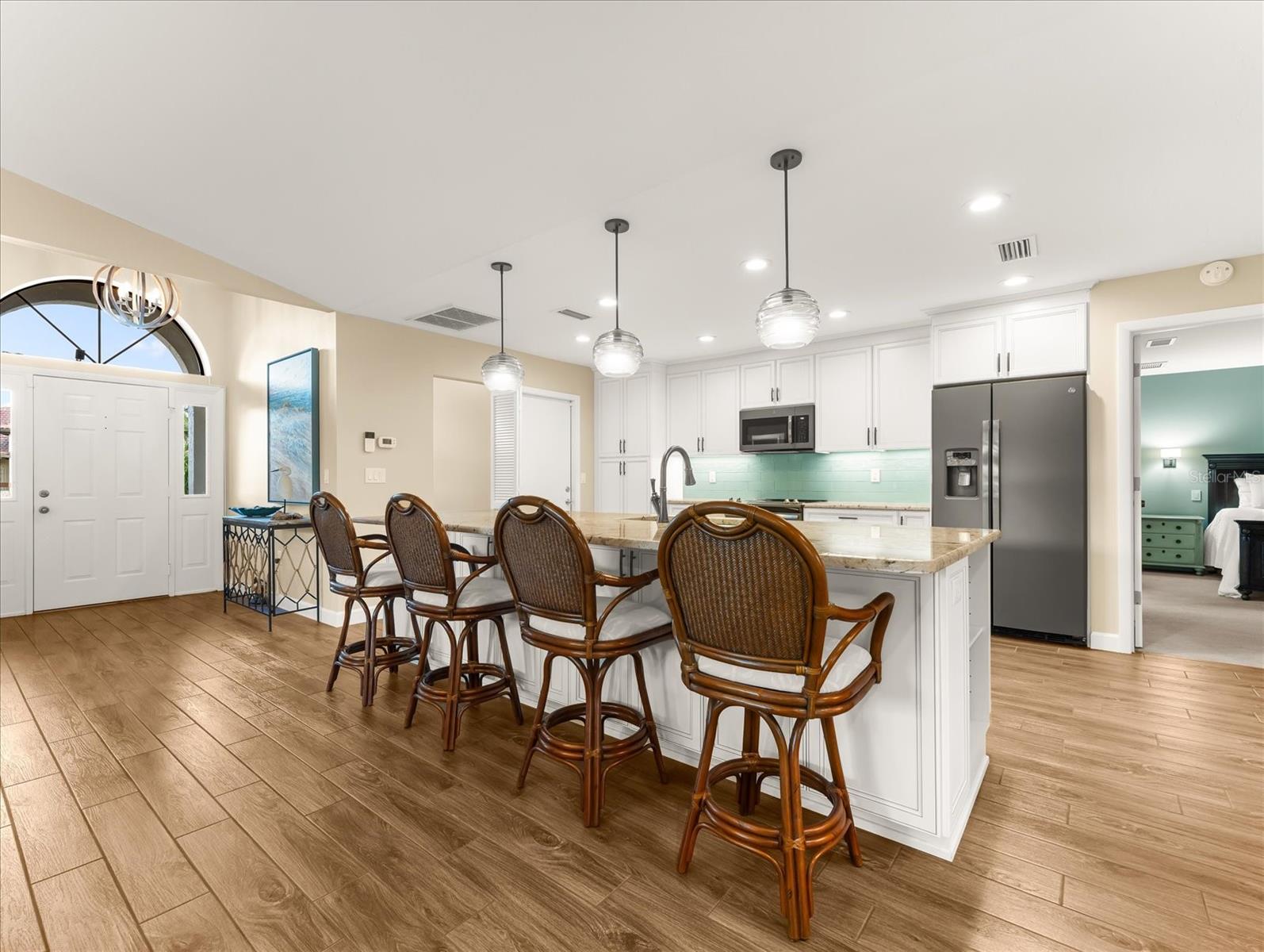 COVE POINTE - Residential