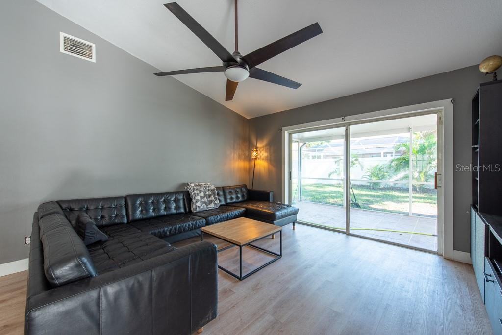 3039 SEAN WAY
