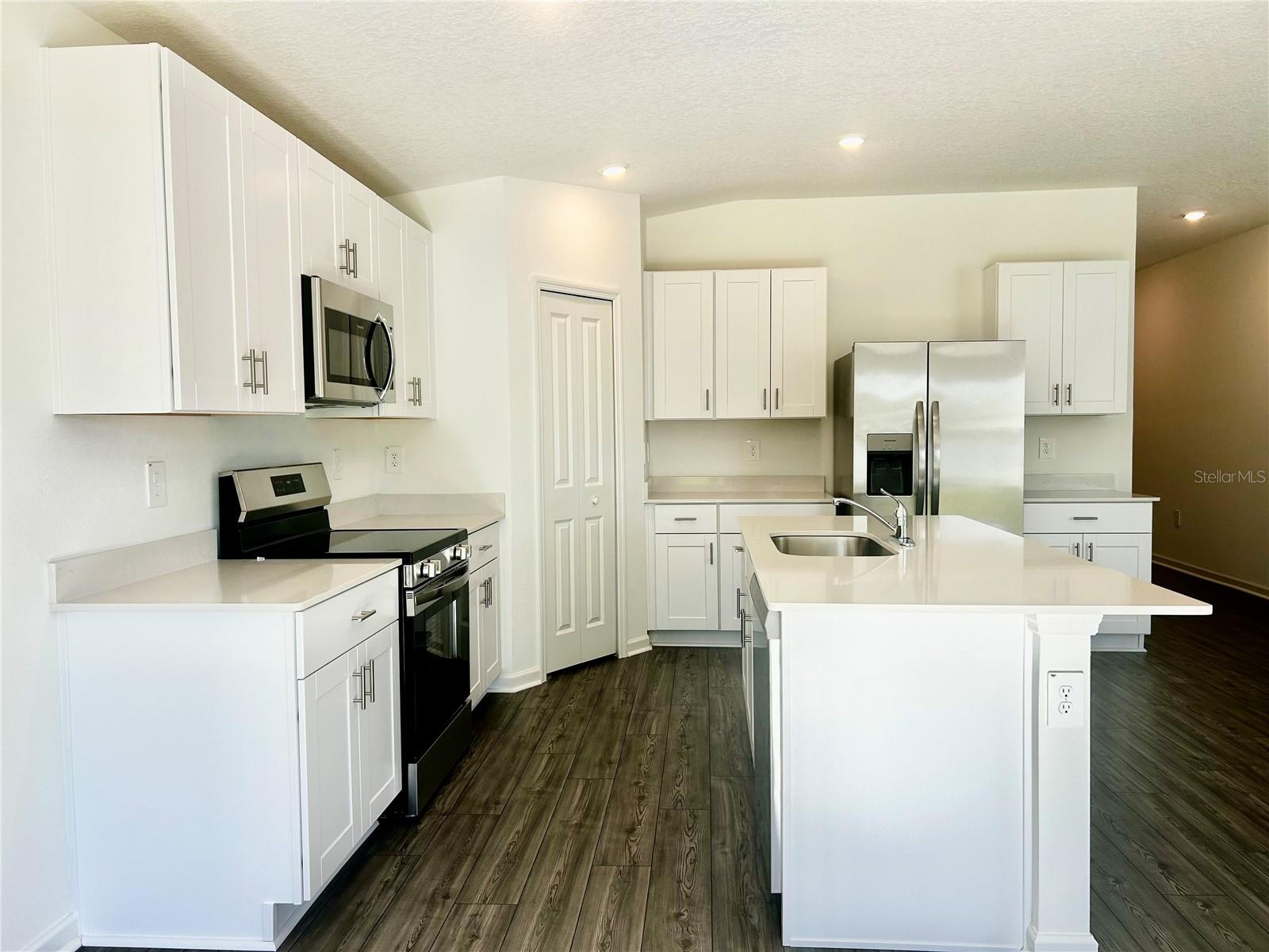 HEATH PRESERVE PH 1 & 2 - Residential Lease