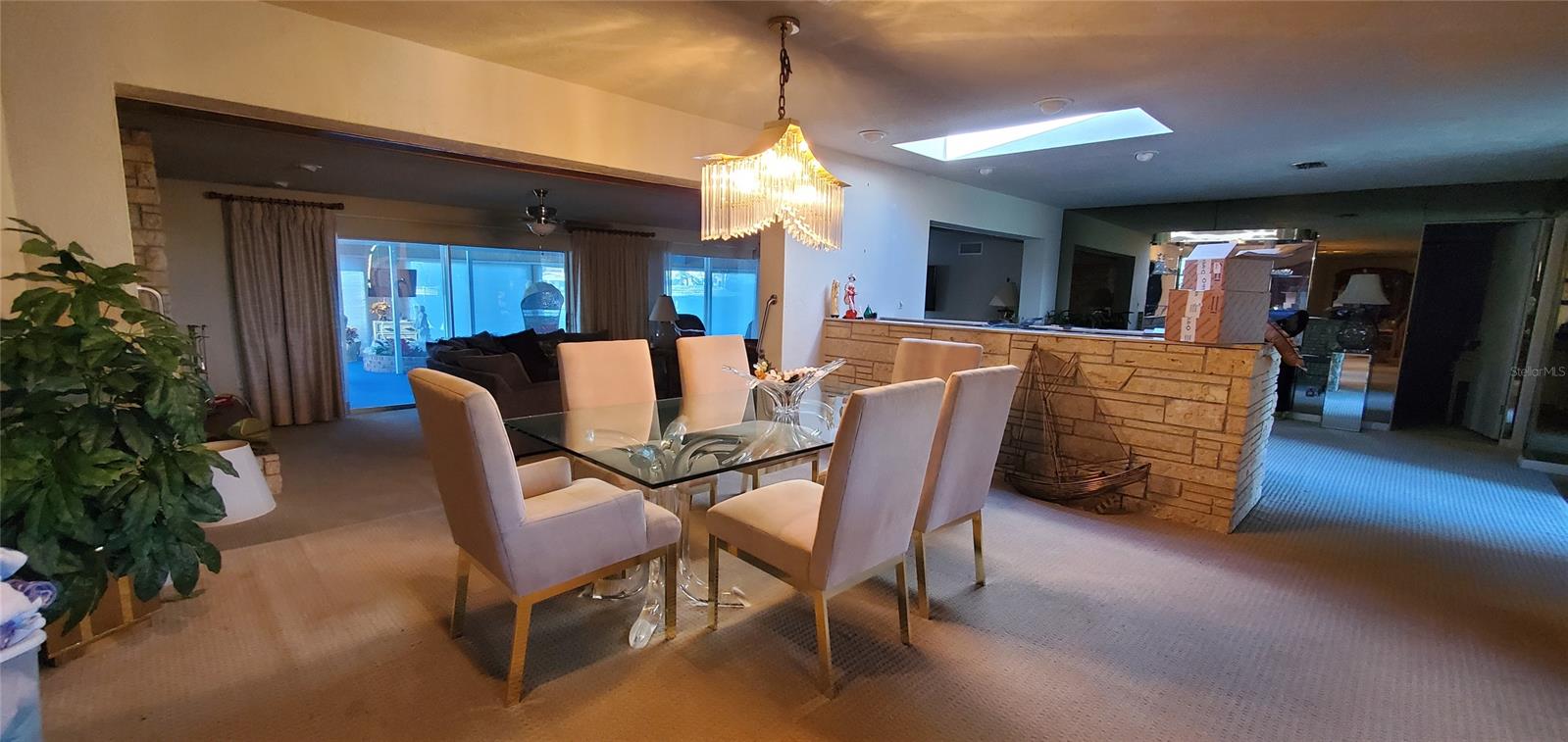 Venezia Unit 01 - Residential