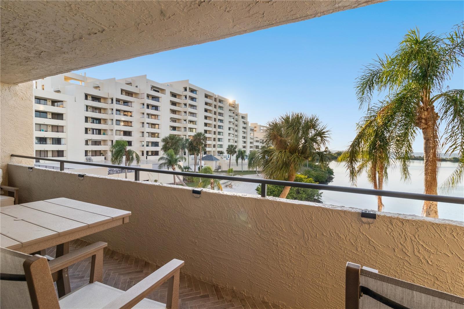 GULF ISLAND BEACH TENNIS - Residential