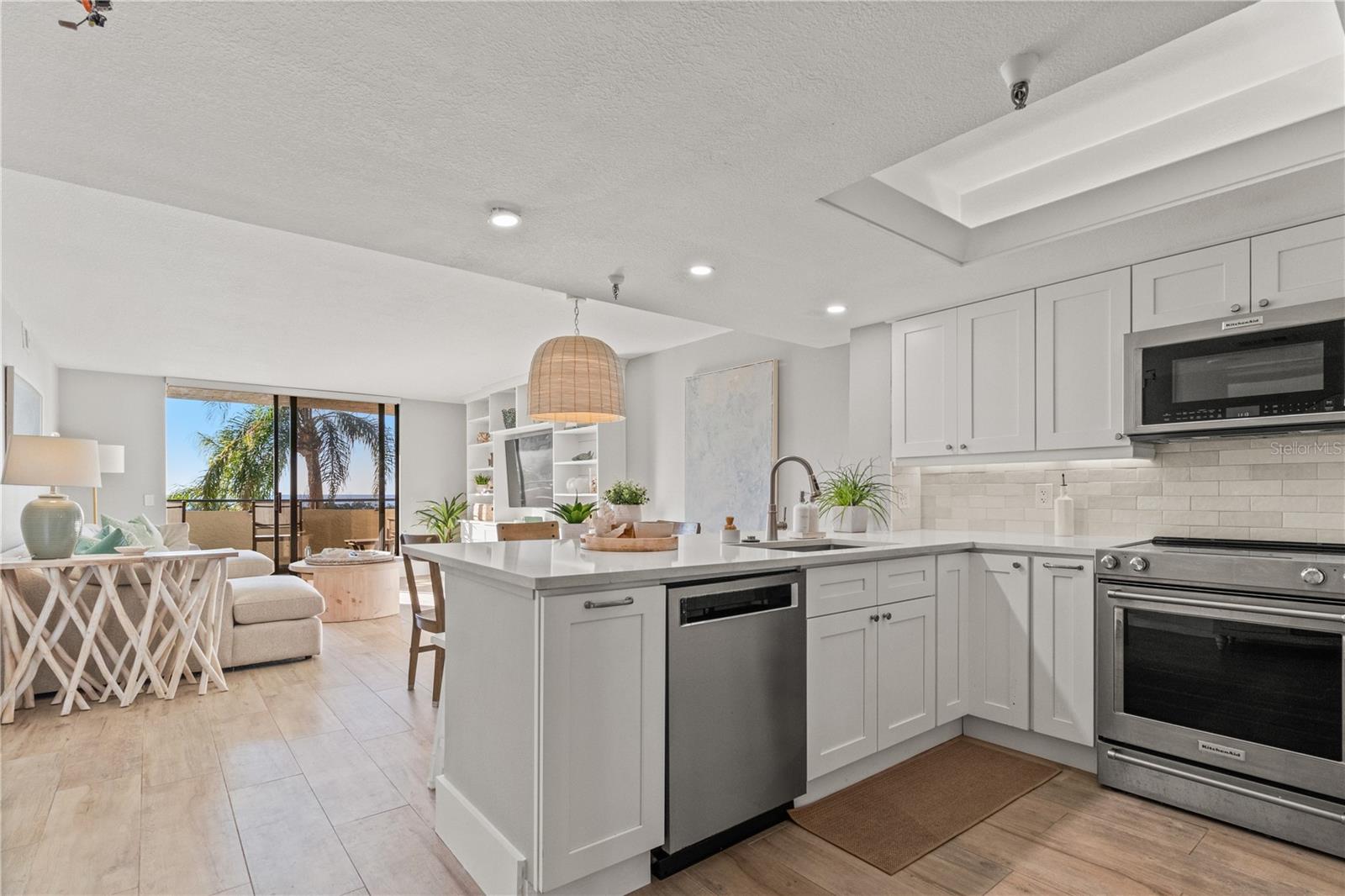 GULF ISLAND BEACH TENNIS - Residential