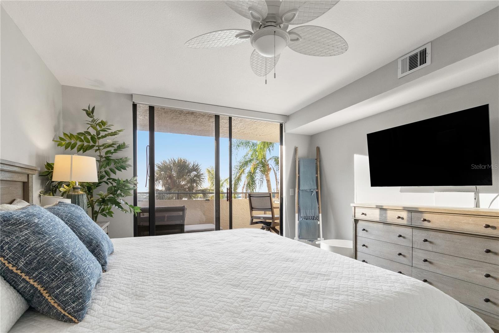 GULF ISLAND BEACH TENNIS - Residential