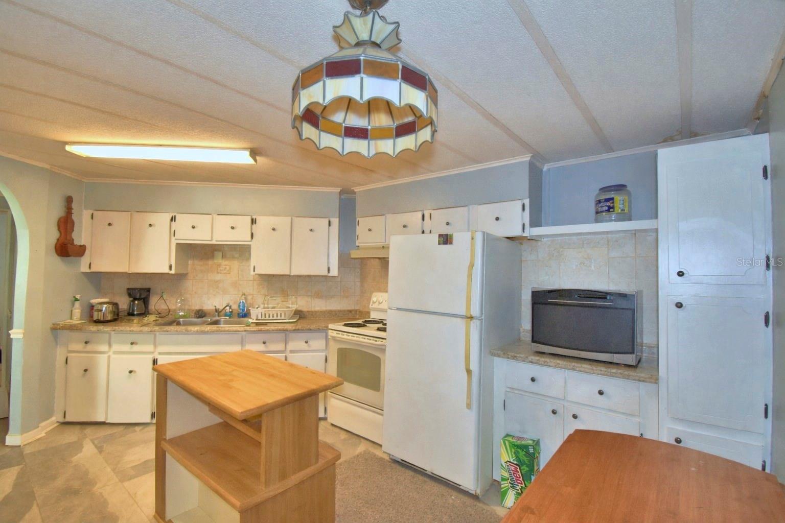 OAKWOOD ESTATES - Residential