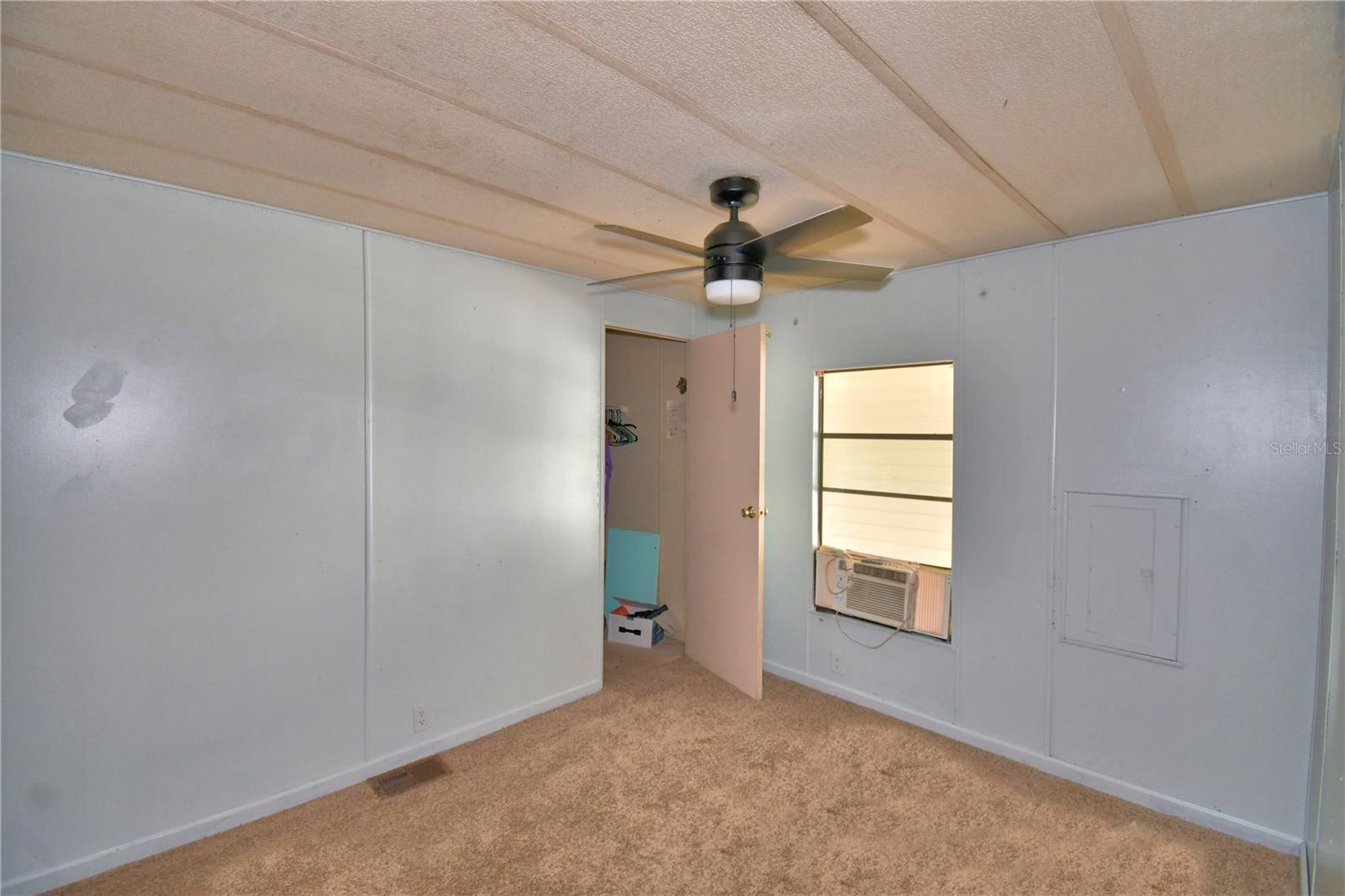 OAKWOOD ESTATES - Residential