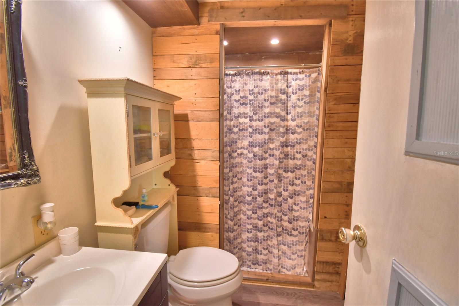 OAKWOOD ESTATES - Residential