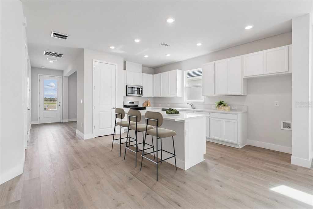 Photo of 723 Allora Avenue, Nokomis, FL 34275 (MLS # TB8432519)