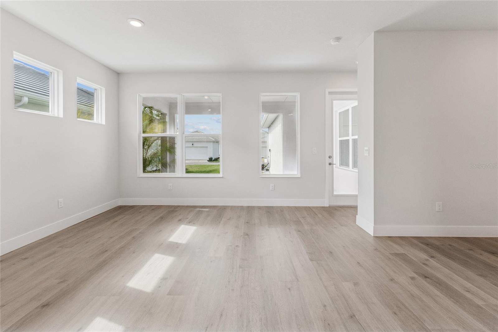 VISTERA OF VENICE - Residential