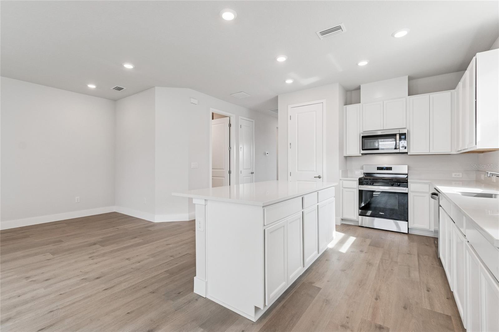 VISTERA OF VENICE - Residential