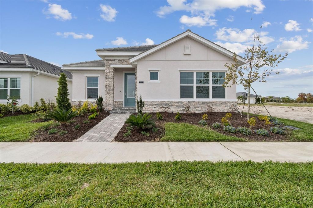 Photo of 723 Allora Avenue, Nokomis, FL 34275 (MLS # TB8432519)