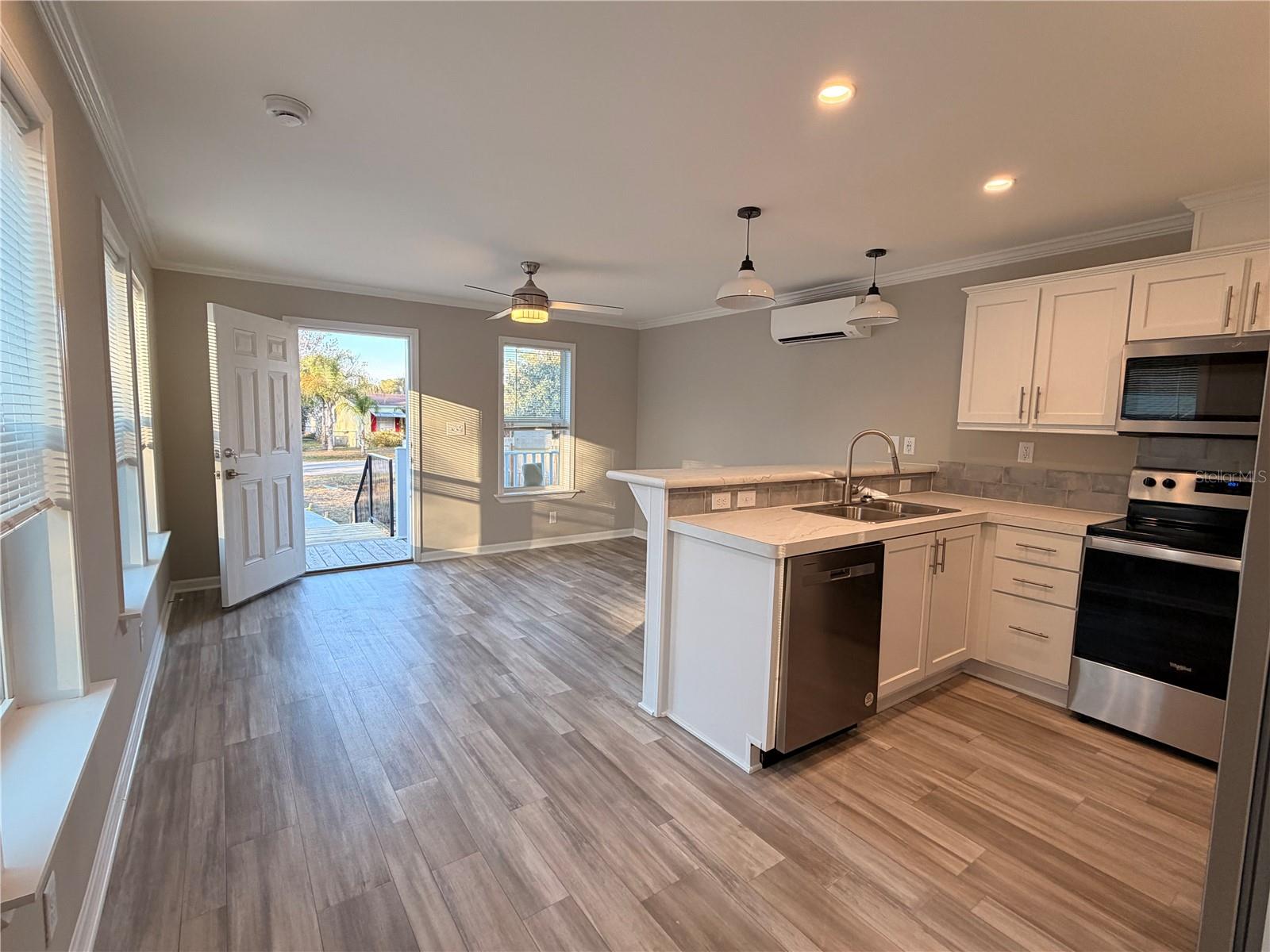 EAGLE NEST - Residential