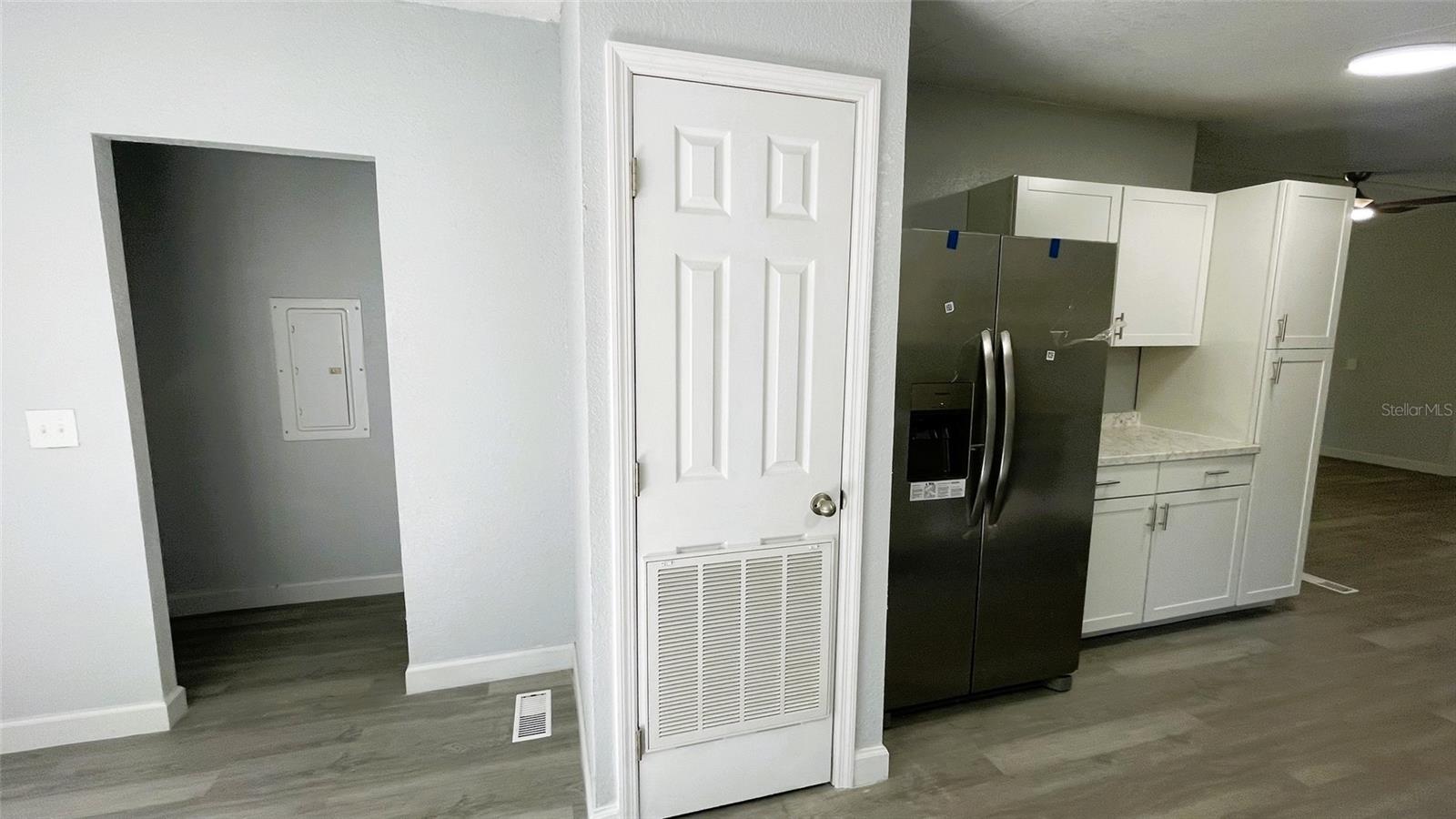 03-12-14 0001.00 ACRES TRACT IN SE1/4 OF NE1/4 OR - Residential