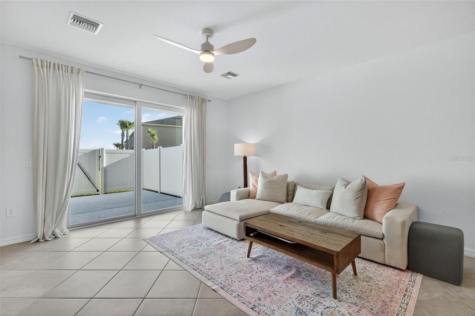 TUCKERS COVE - Residential