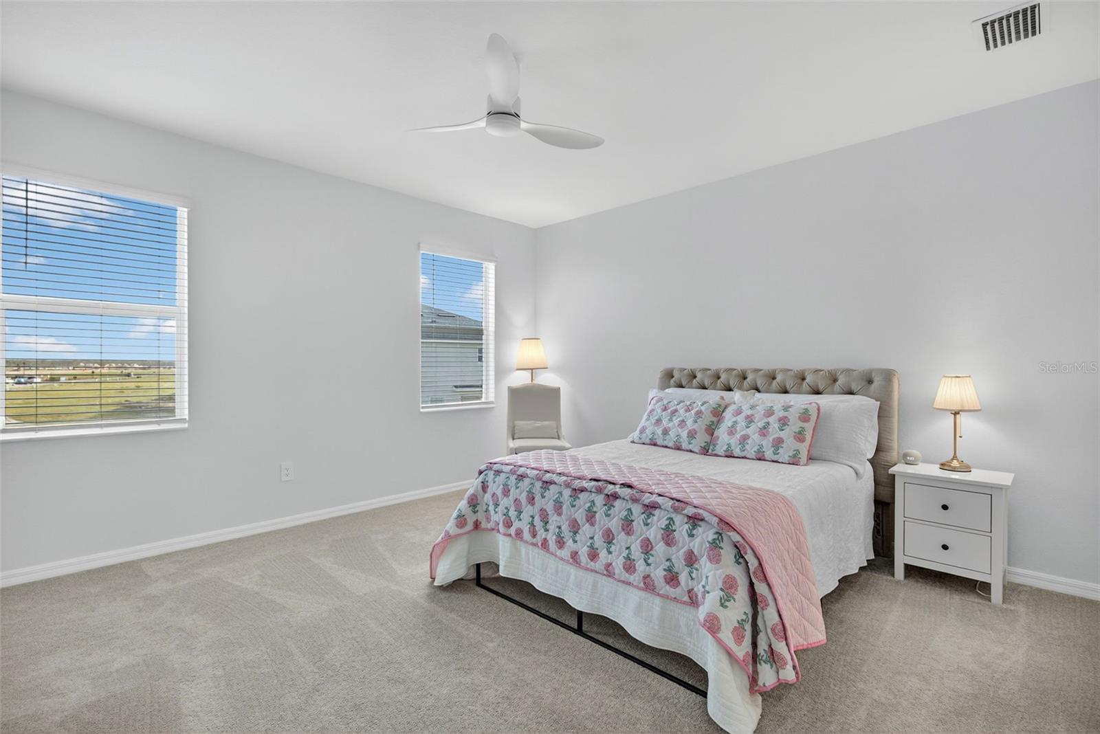 TUCKERS COVE - Residential