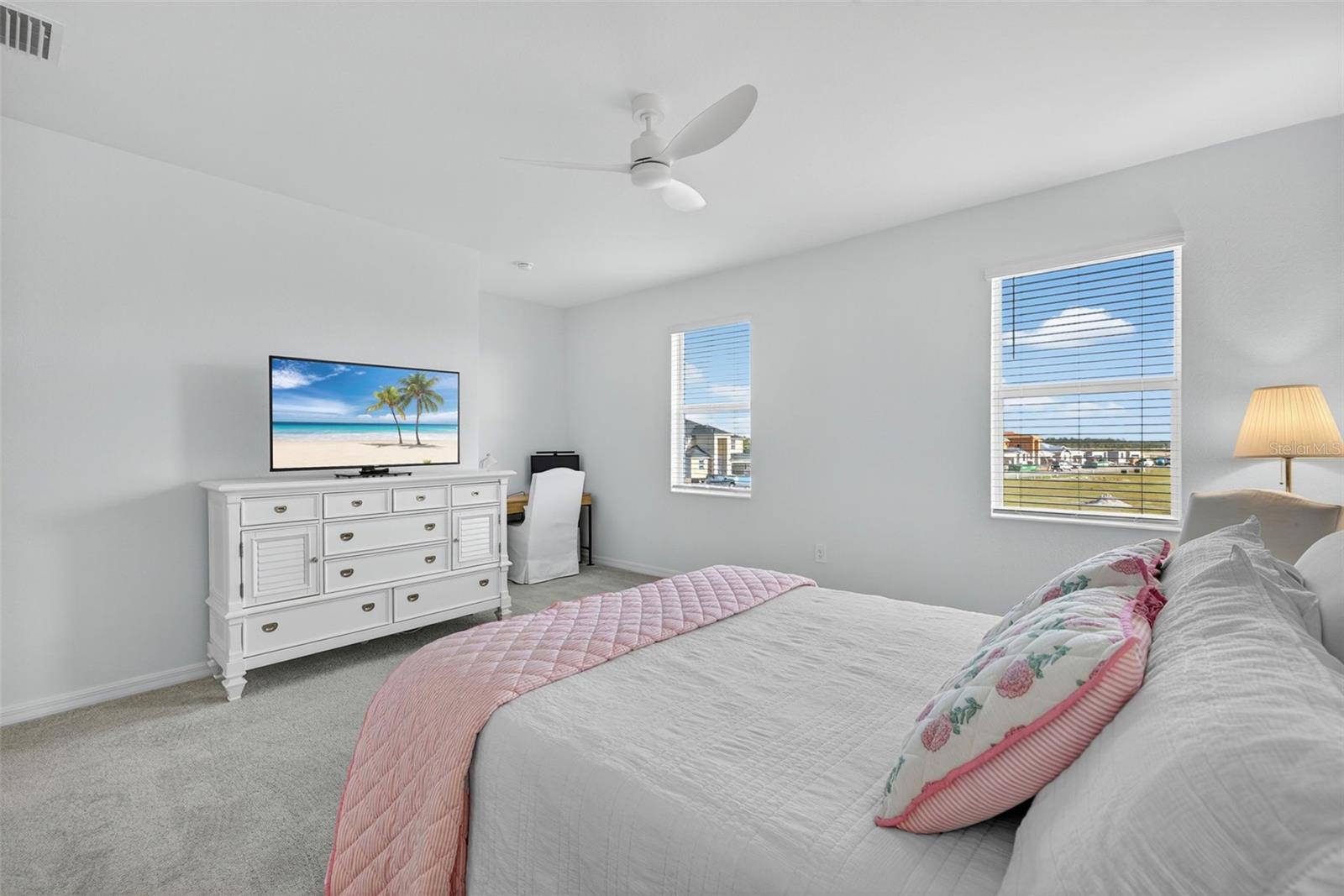 TUCKERS COVE - Residential