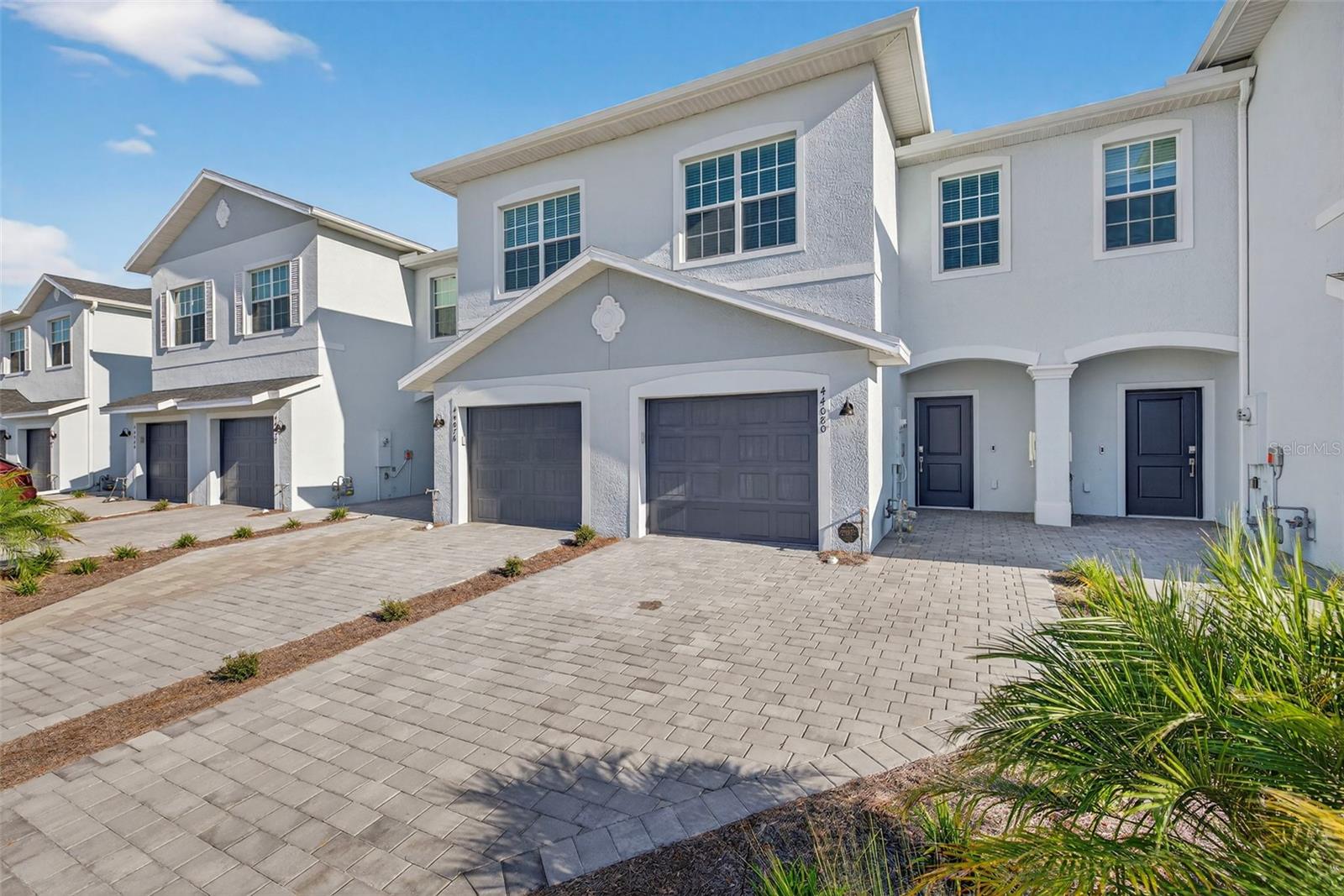 TUCKERS COVE - Residential