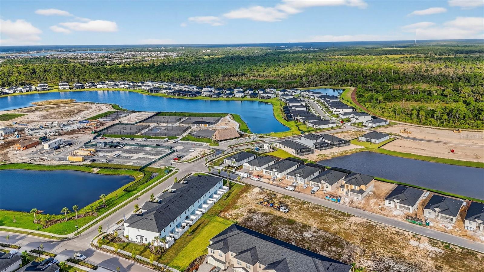 TUCKERS COVE - Residential