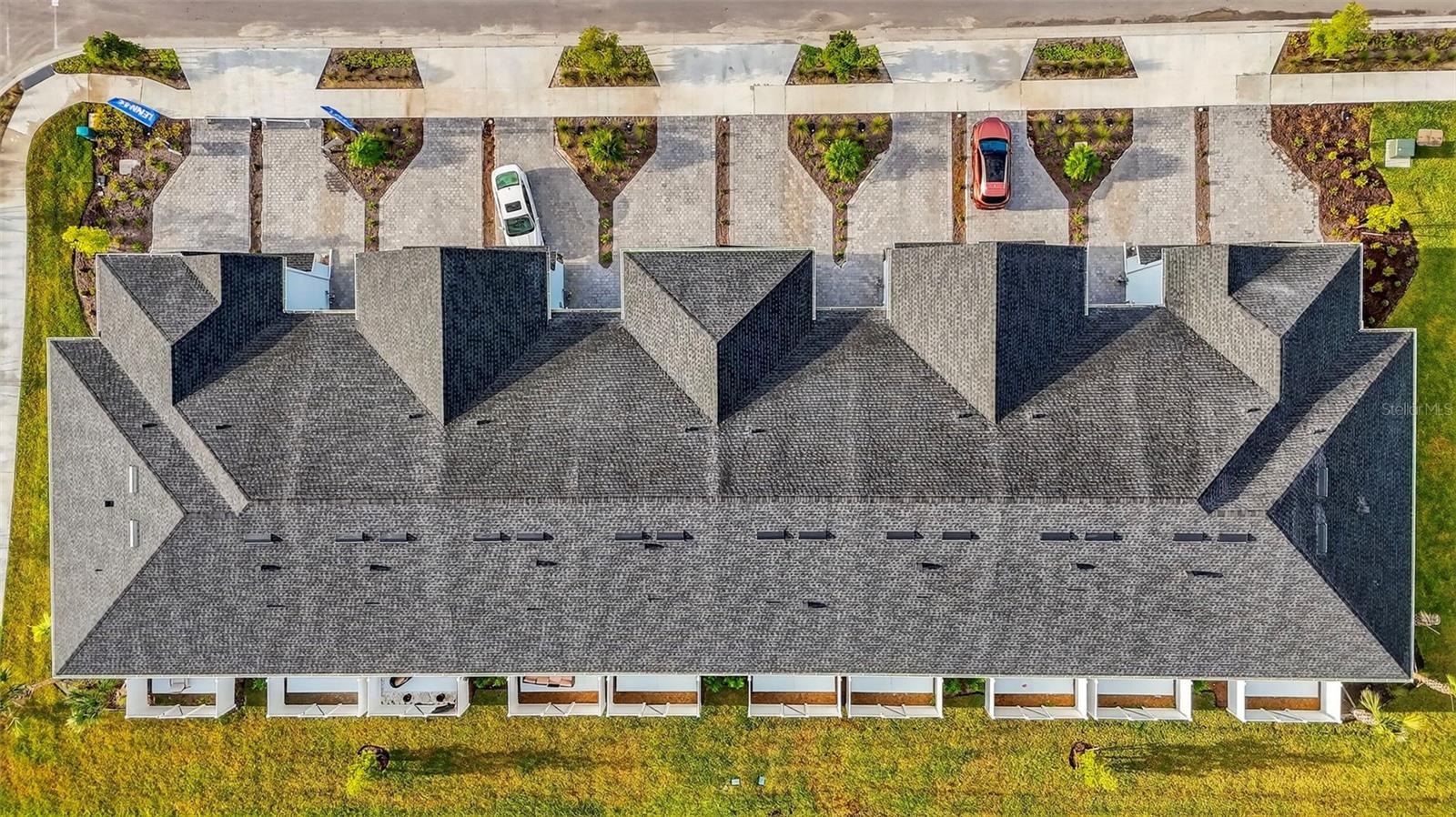 TUCKERS COVE - Residential