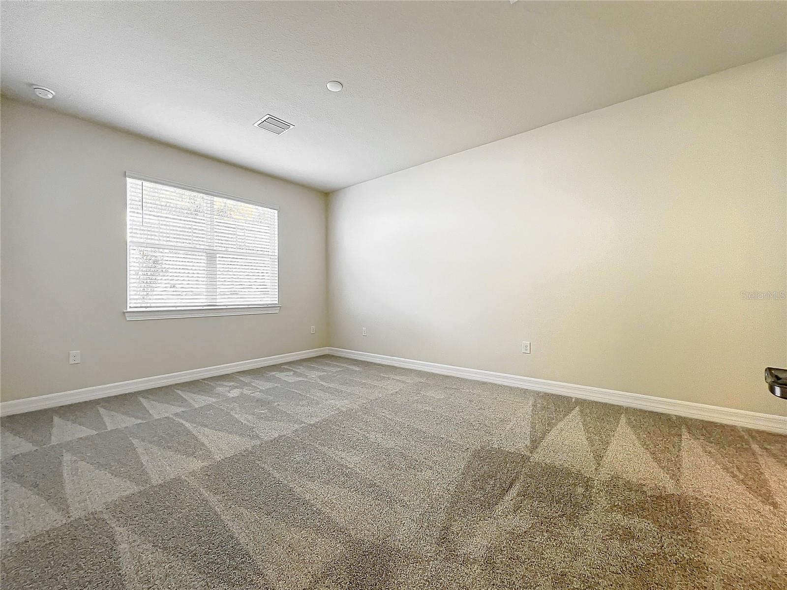 ESTS/LAKEVIEW PRESERVE - Residential Lease