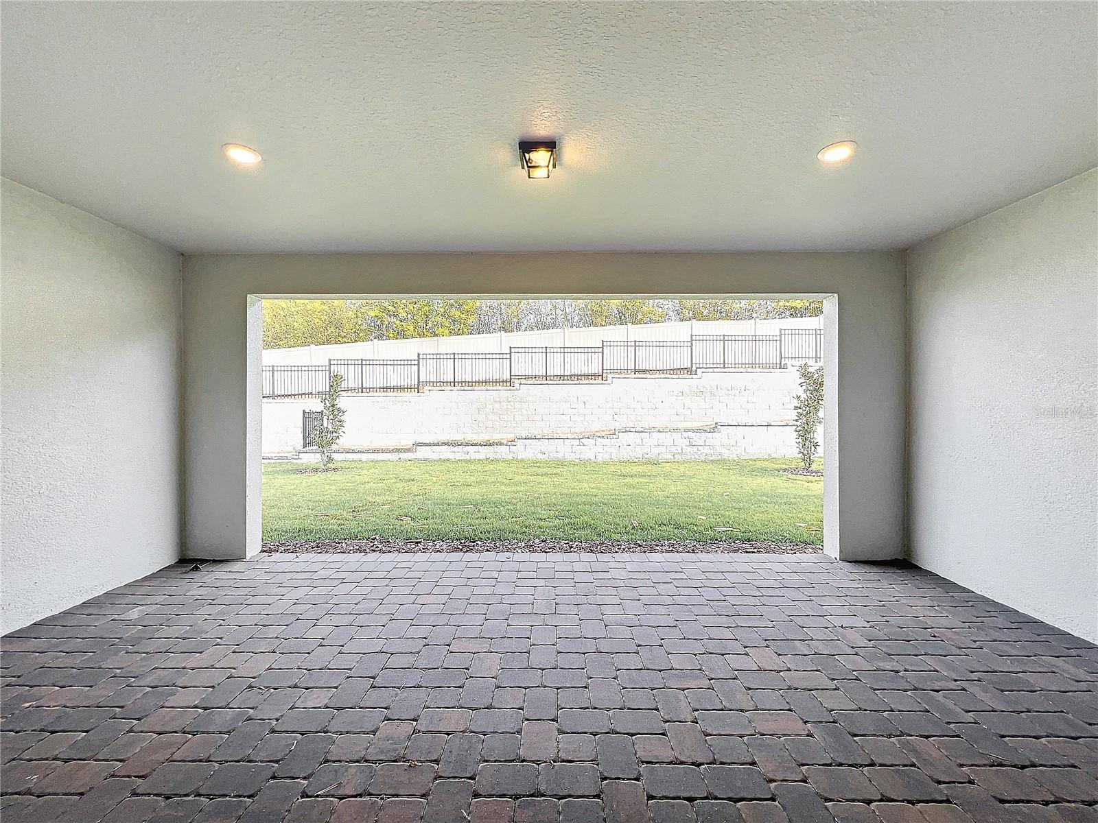 ESTS/LAKEVIEW PRESERVE - Residential Lease