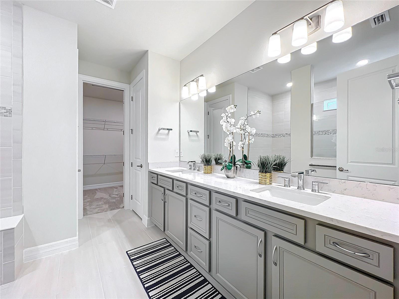 ESTS/LAKEVIEW PRESERVE - Residential Lease