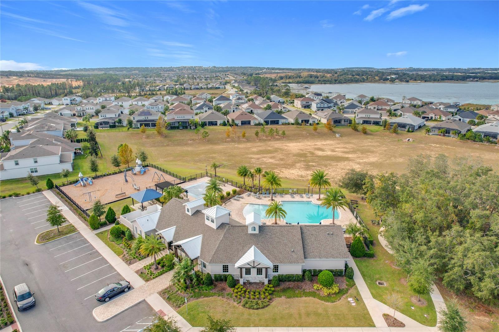 ESTS/LAKEVIEW PRESERVE - Residential Lease