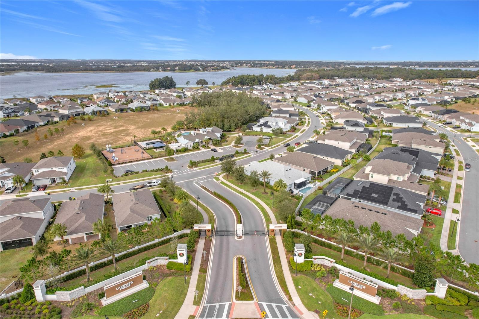 ESTS/LAKEVIEW PRESERVE - Residential Lease