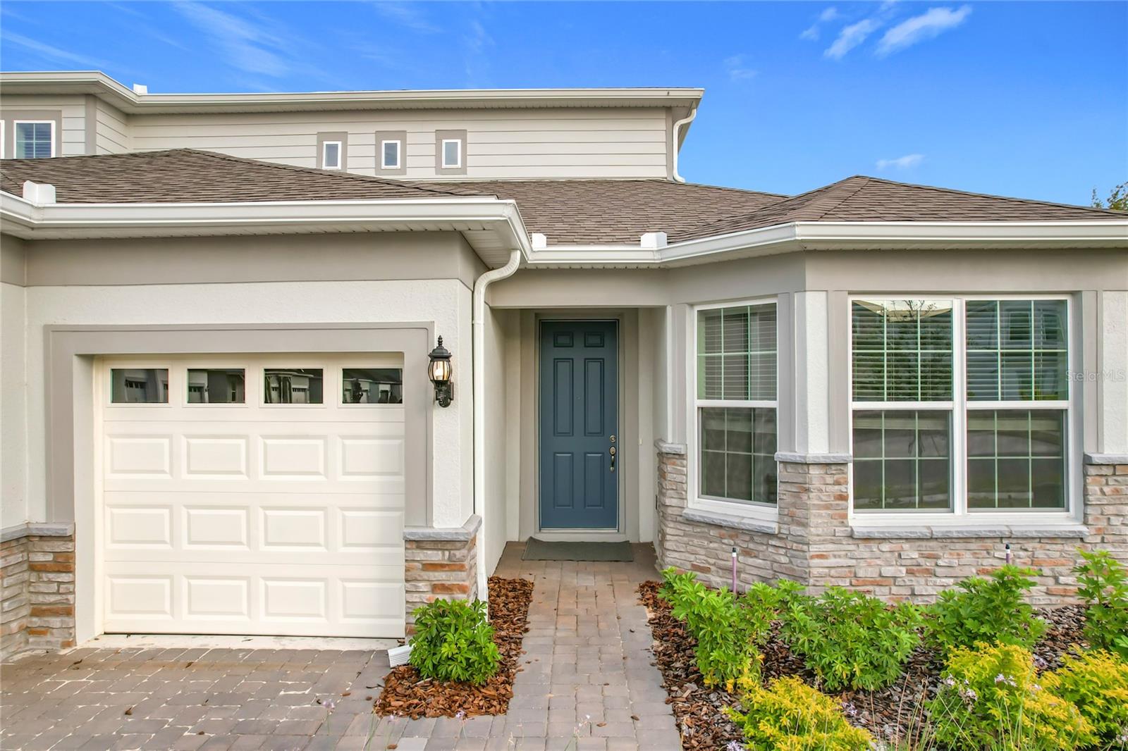 ESTS/LAKEVIEW PRESERVE - Residential Lease