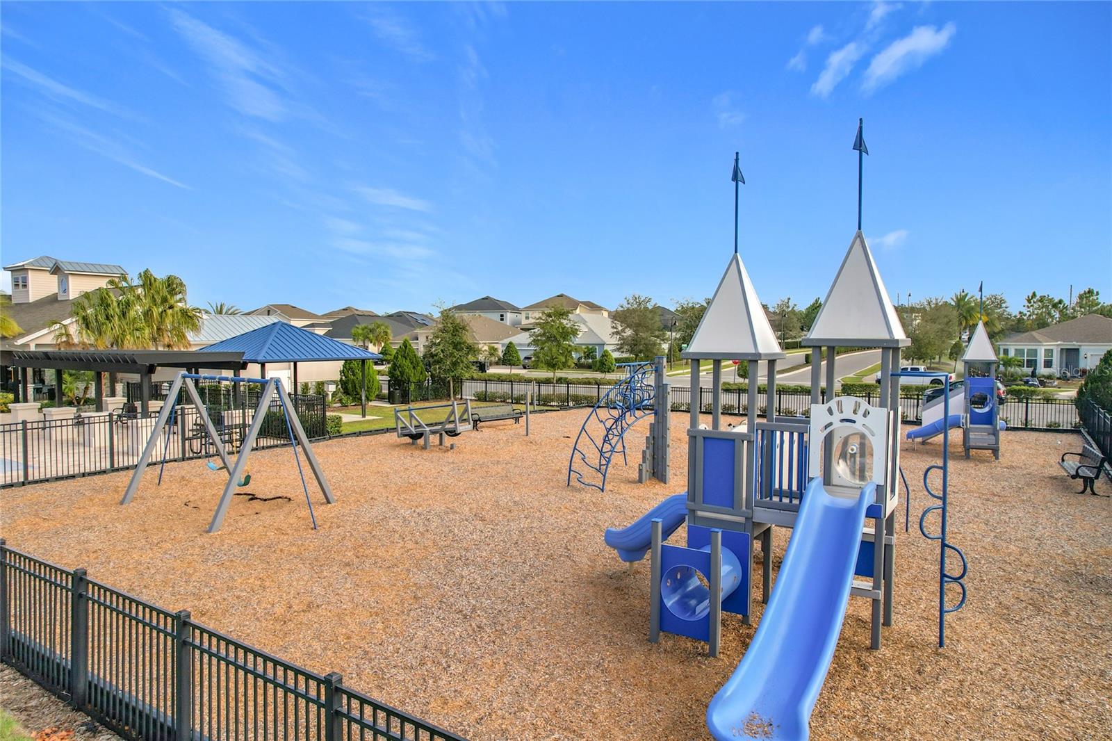 ESTS/LAKEVIEW PRESERVE - Residential Lease