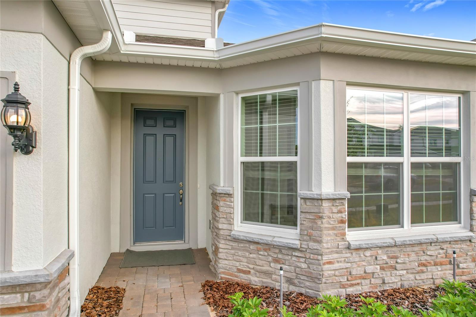 ESTS/LAKEVIEW PRESERVE - Residential Lease