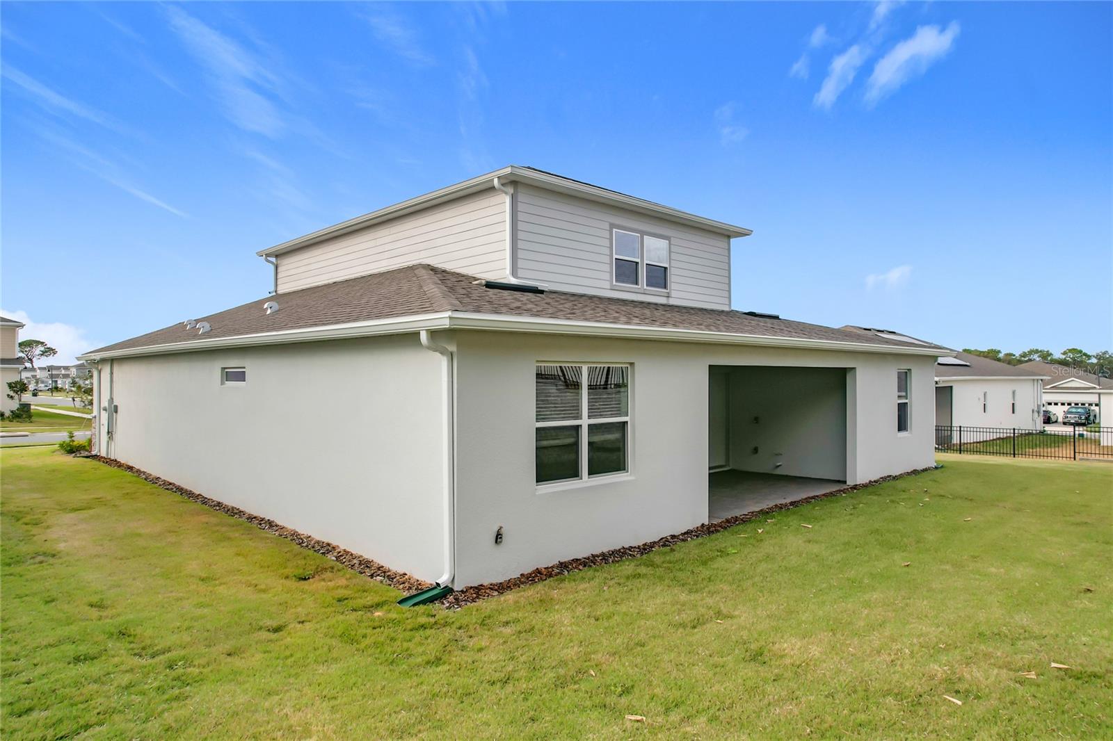 ESTS/LAKEVIEW PRESERVE - Residential Lease