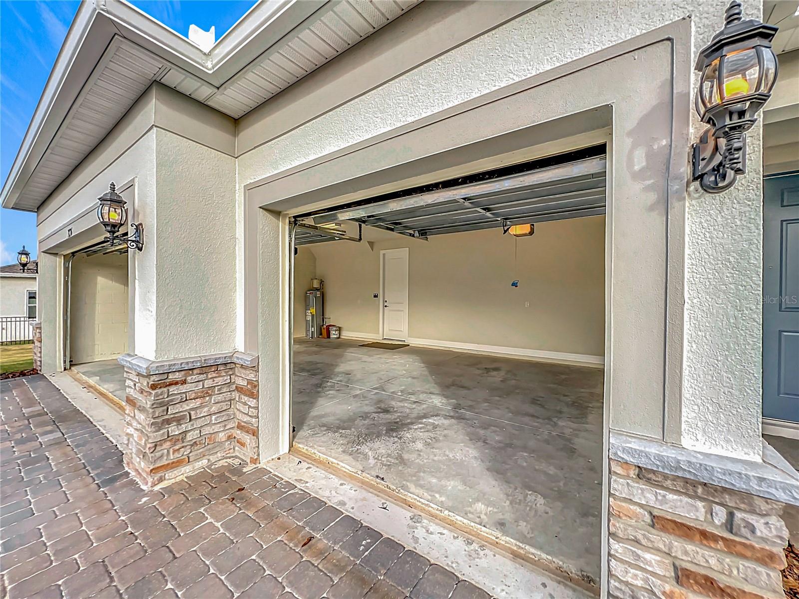 ESTS/LAKEVIEW PRESERVE - Residential Lease