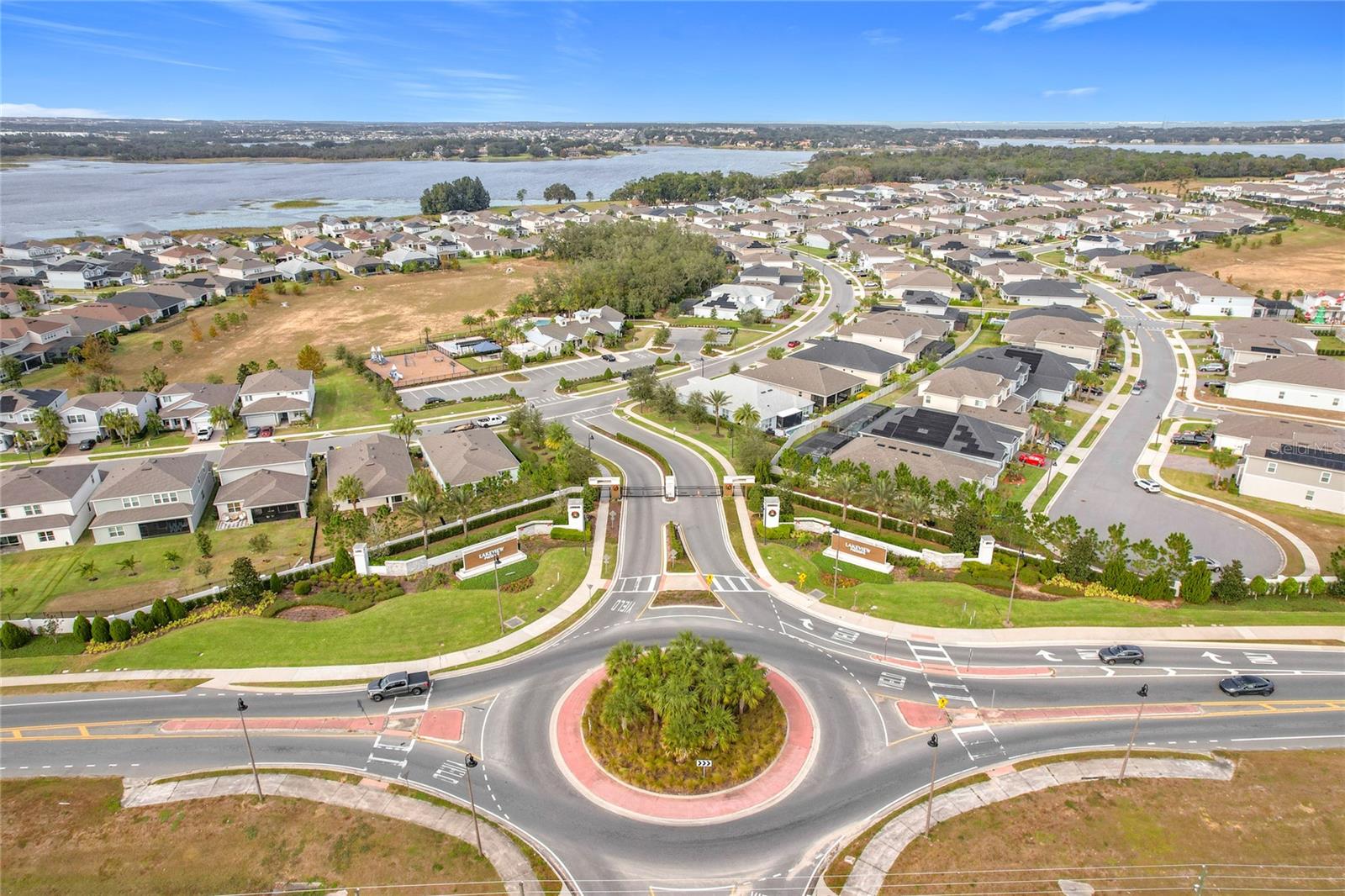 ESTS/LAKEVIEW PRESERVE - Residential Lease