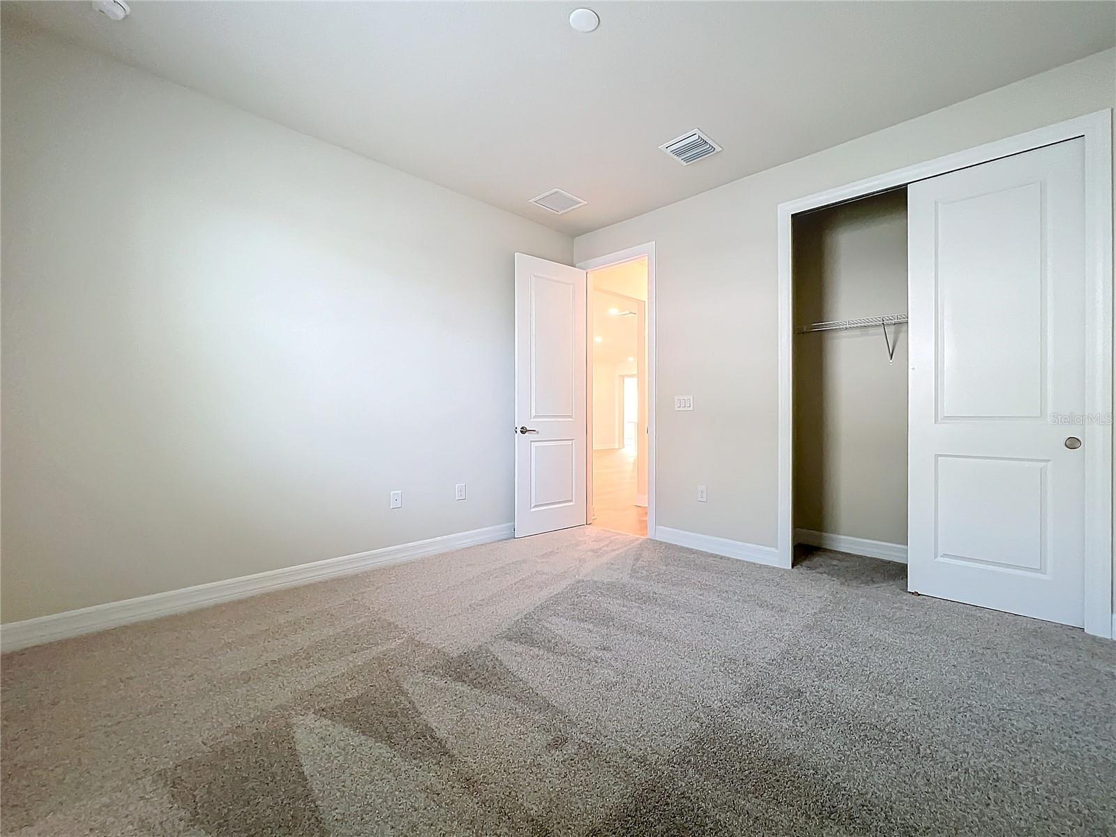 ESTS/LAKEVIEW PRESERVE - Residential Lease