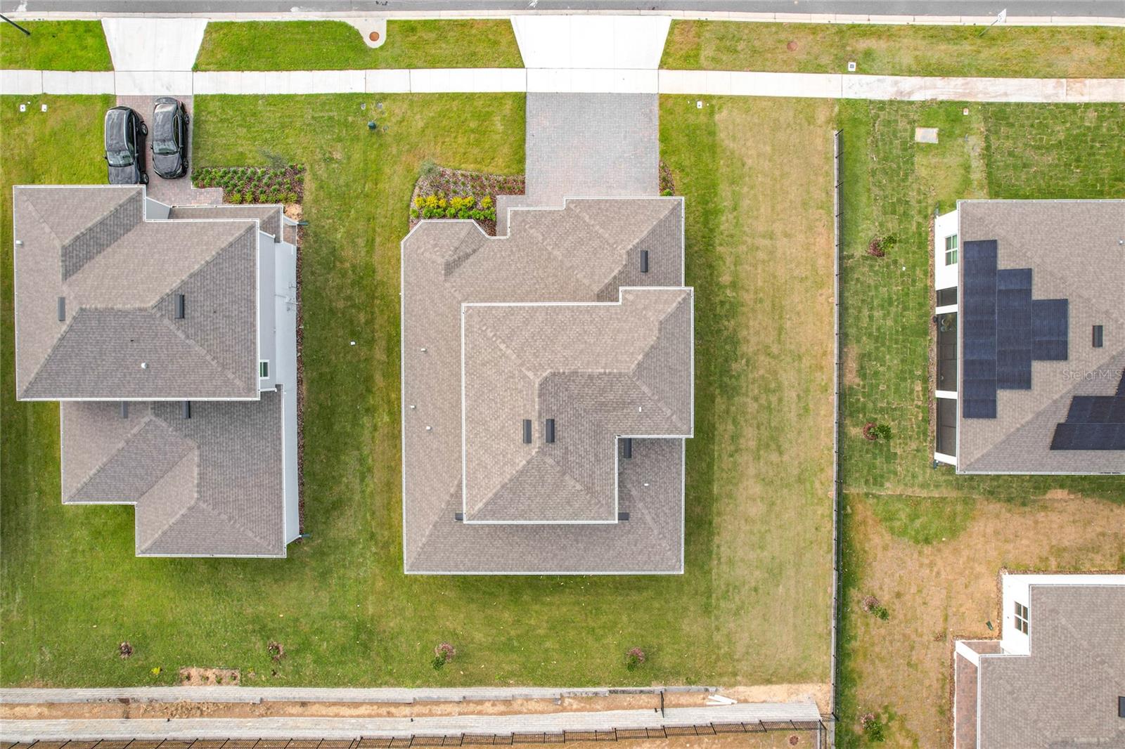 ESTS/LAKEVIEW PRESERVE - Residential Lease