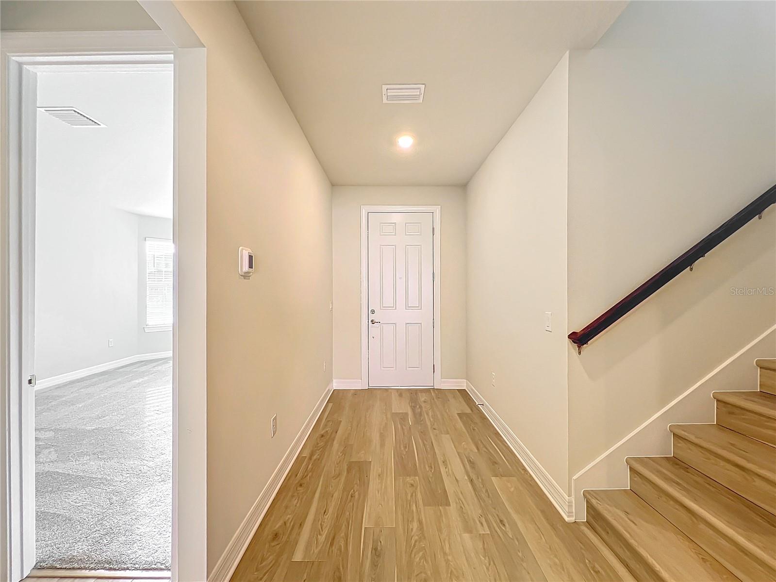 ESTS/LAKEVIEW PRESERVE - Residential Lease