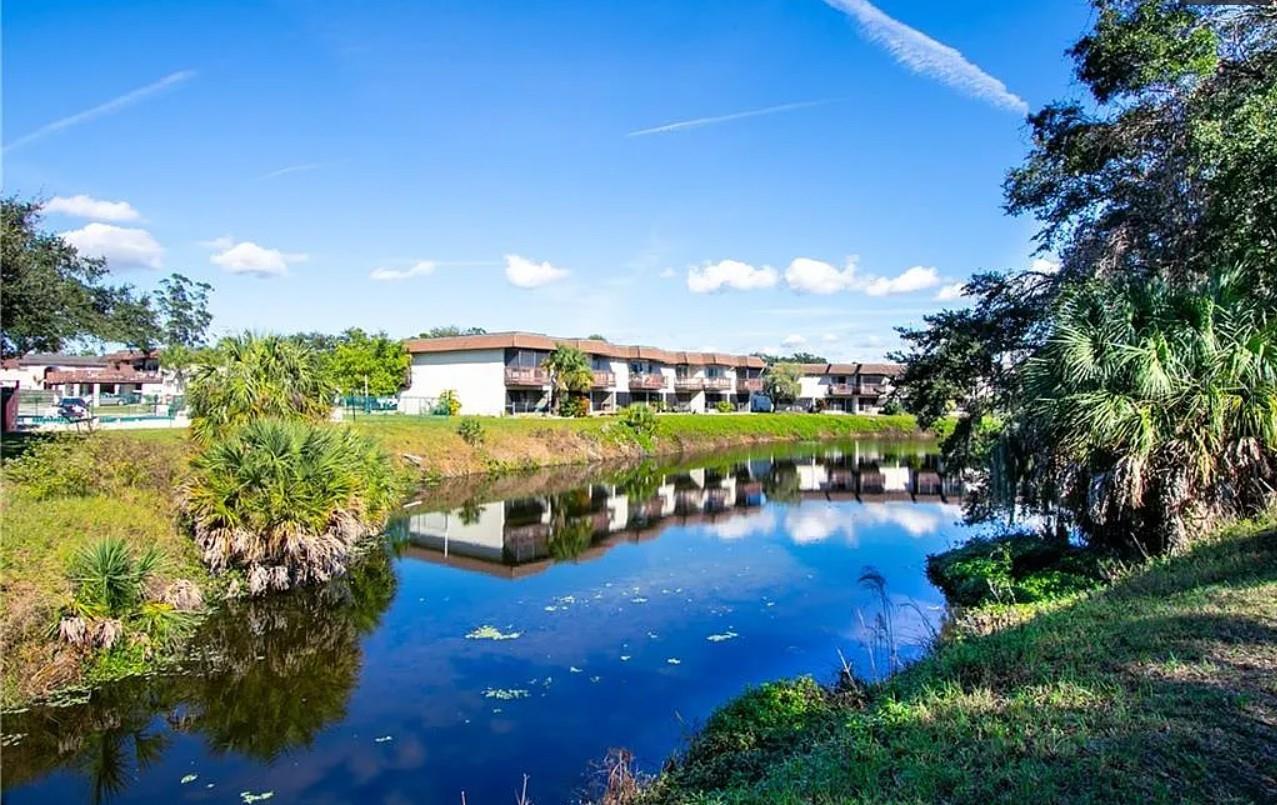 RAMBLEWOOD ACRES - Residential Lease