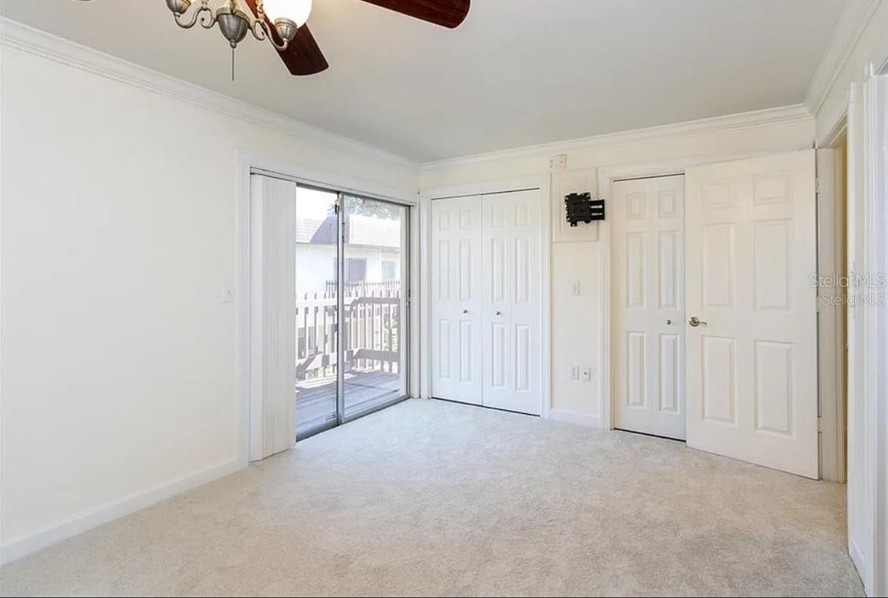 RAMBLEWOOD ACRES - Residential Lease