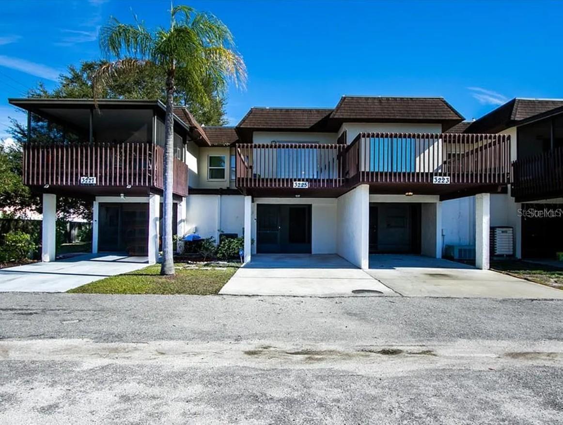 RAMBLEWOOD ACRES - Residential Lease