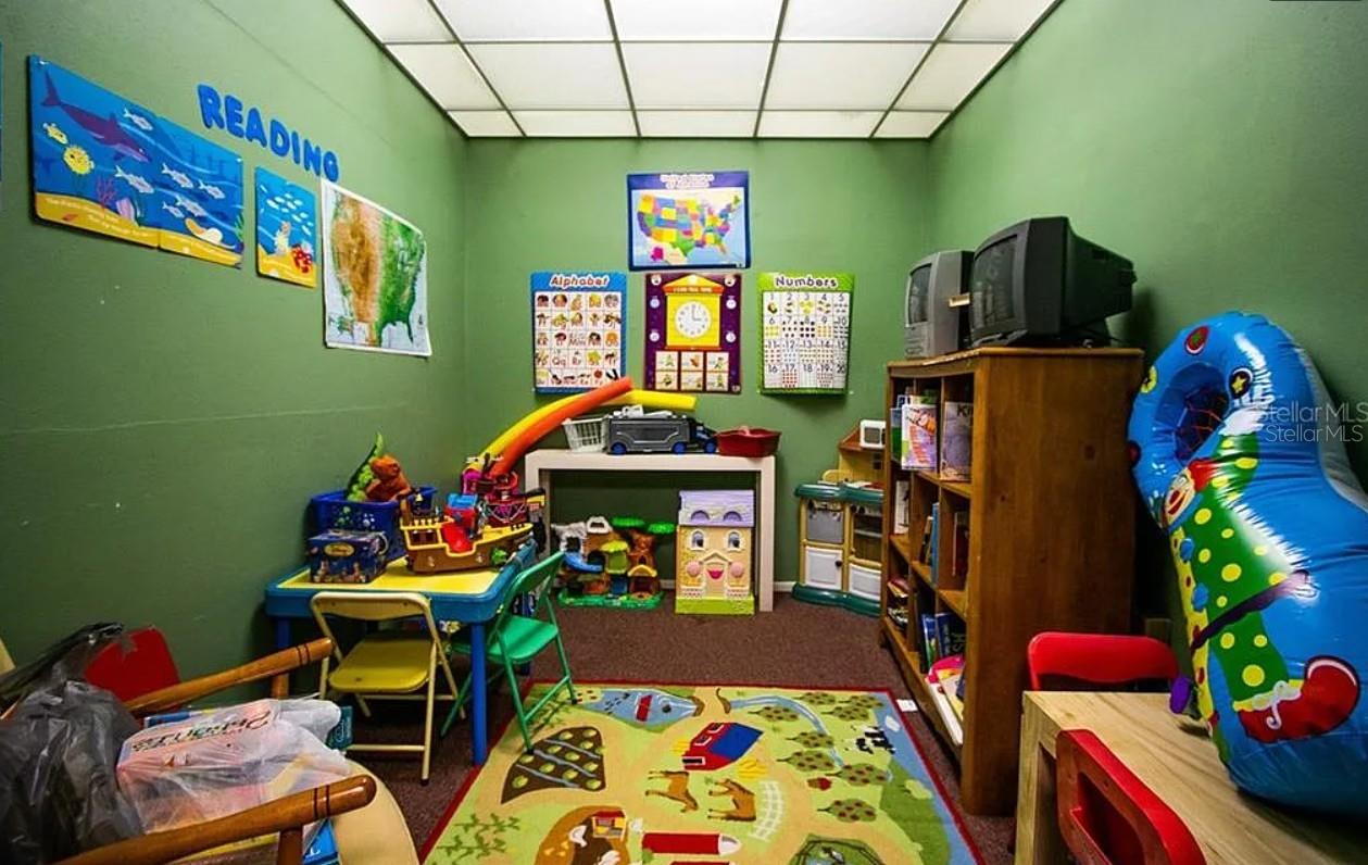 RAMBLEWOOD ACRES - Residential Lease