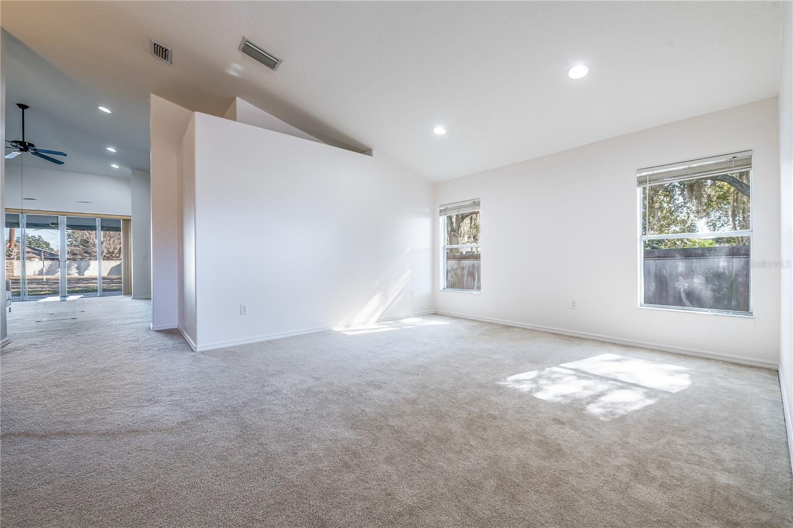 1128 HELMSDALE DRIVE