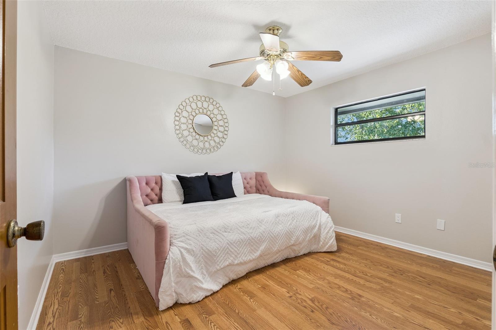 WINDMEADOW FARMS - Residential