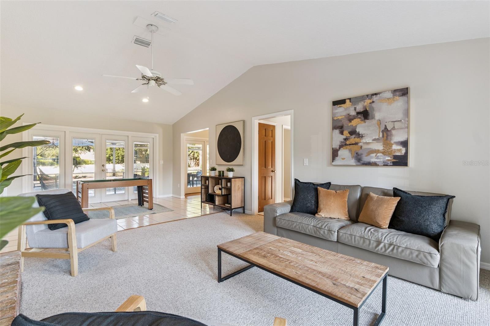 WINDMEADOW FARMS - Residential