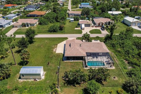 A home in PORT CHARLOTTE