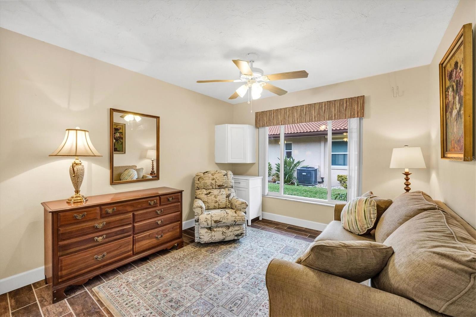 CAMBRIDGE VILLAGE - Residential