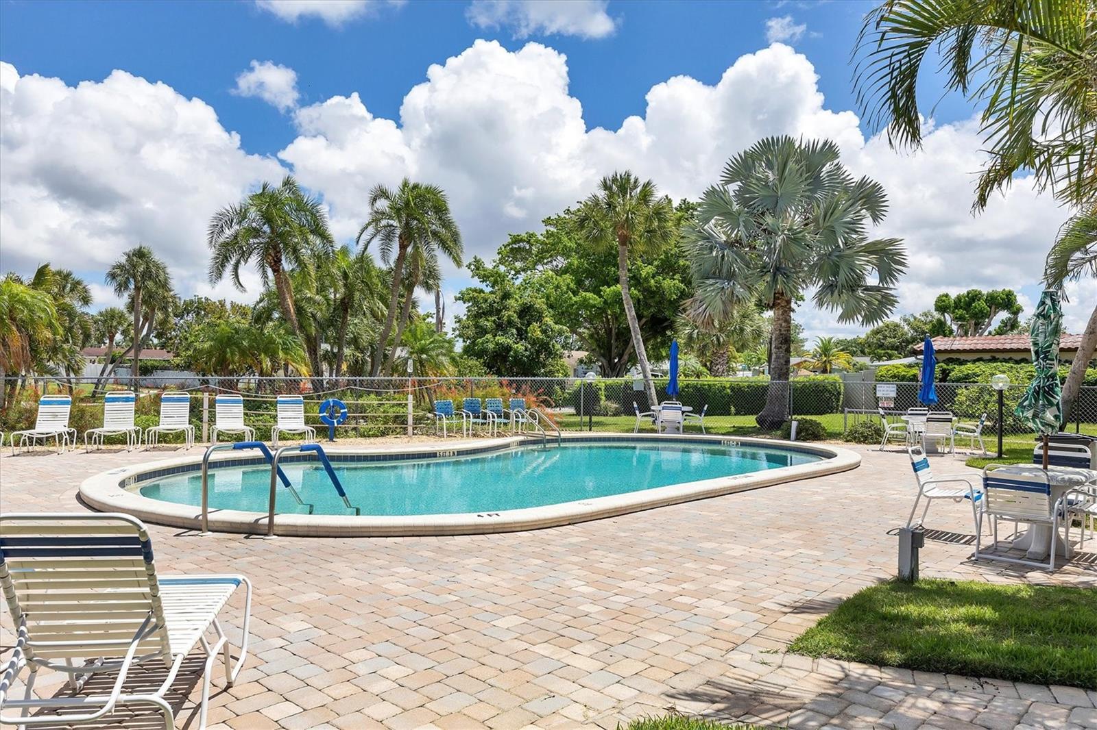 CAMBRIDGE VILLAGE - Residential